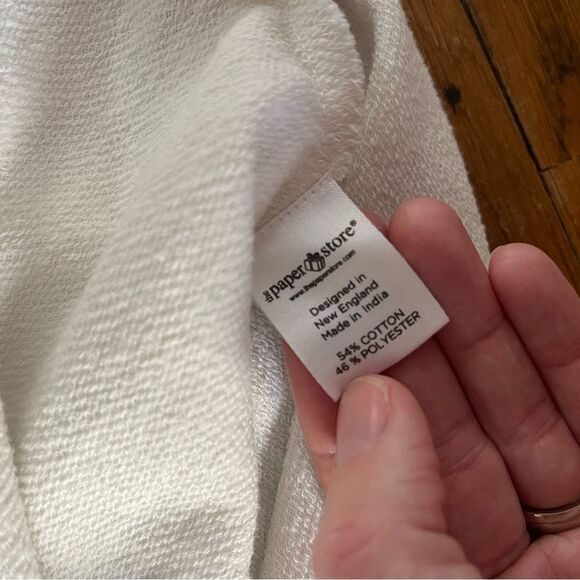 Small White Uncharted Threads/Paper store Cropped Sweatshirt Dancing Skeletons - Picture 5 of 10